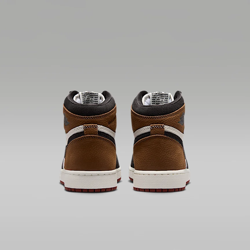 NIKE Air Jordan 1 High OG "Love Letter" — Big Kids' Shoes - Image 6