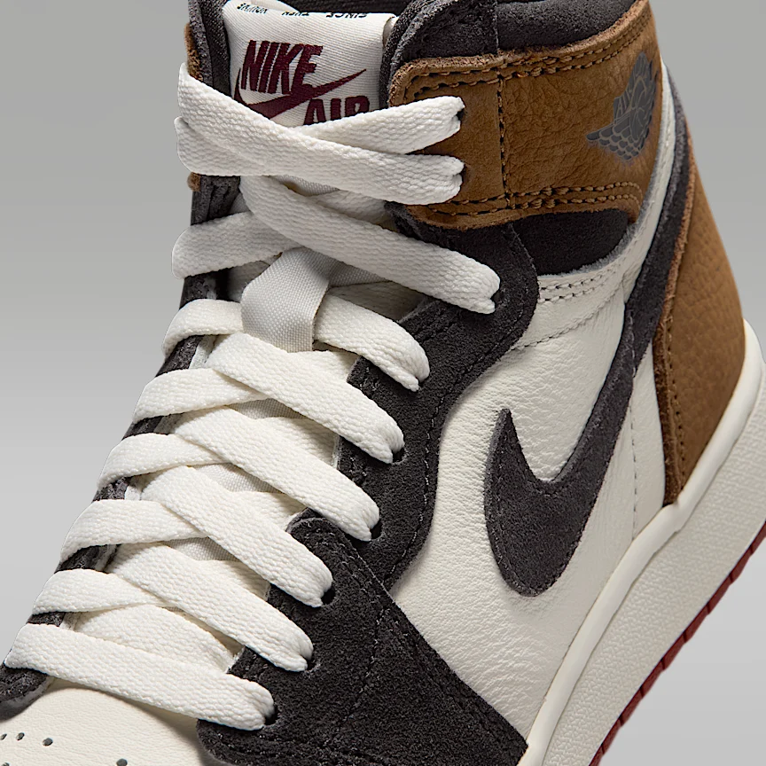 NIKE Air Jordan 1 High OG "Love Letter" — Big Kids' Shoes - Image 7