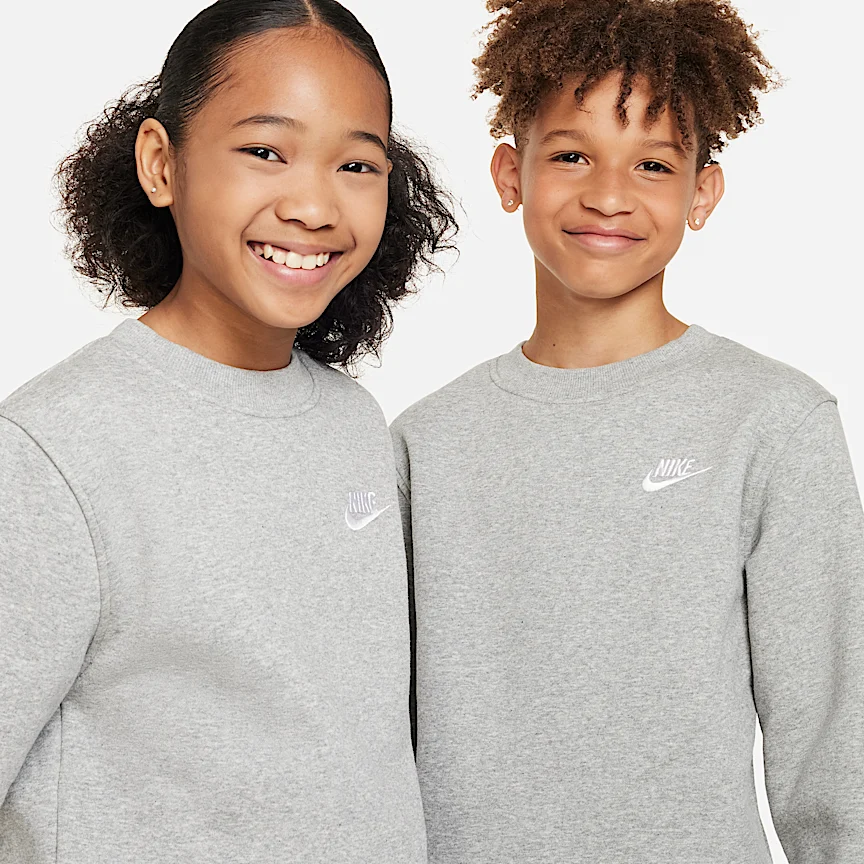 NIKE スポーツウェア クラブ フリース — ジュニアスウェットシャツ - Image 3