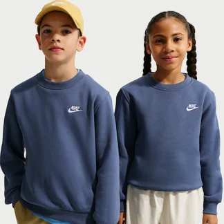 NIKE Sportswear Club Fleece — Junior Sweatshirt