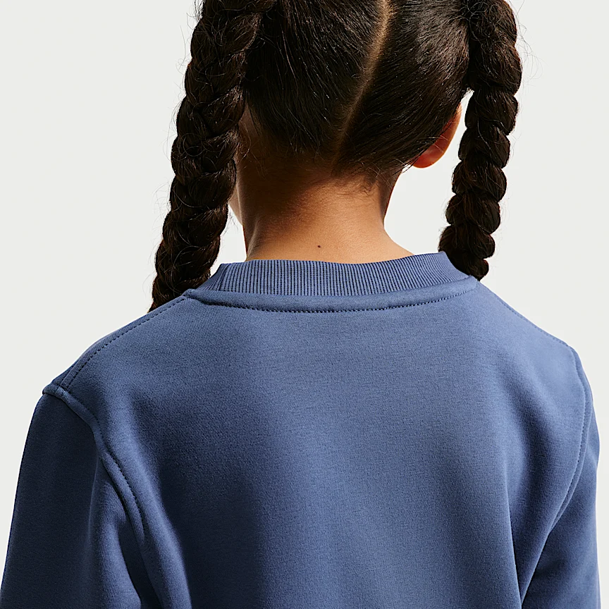 NIKE Sportswear Club Fleece — Junior Sweatshirt - Image 4