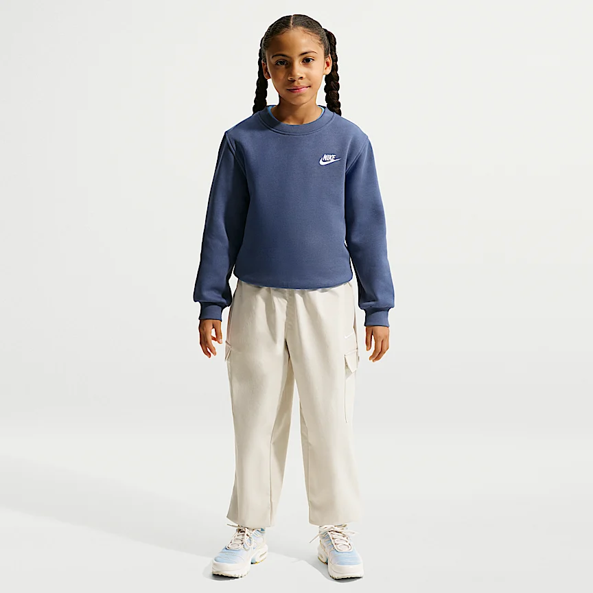 NIKE Sportswear Club Fleece — Junior Sweatshirt - Image 6