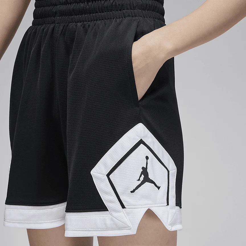 NIKE Jordan Sport — Women's 10cm Daiamondo Shorts - Image 4