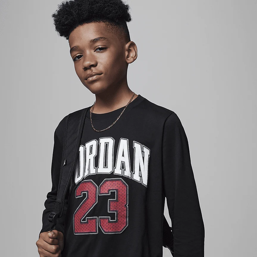 NIKE ジョーダン プラクティス フライト ロングスリーブ Tシャツ — ジュニア Tシャツ - Image 3