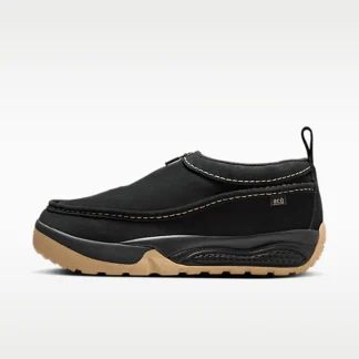 NIKE ACG アイジー — メンズシューズ