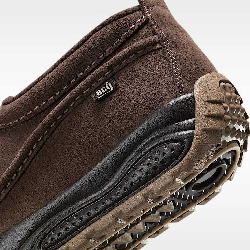 NIKE ACG アイジー — メンズシューズ - Image 8