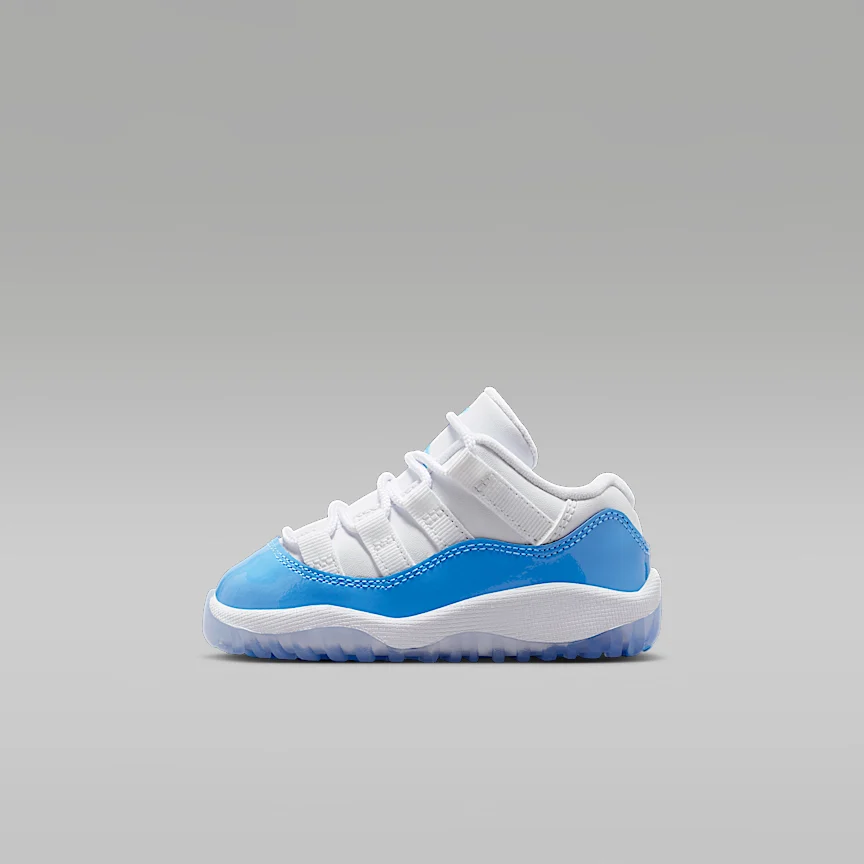 NIKE ジョーダン 11 レトロ LOW "University Blue" — ベビーシューズ