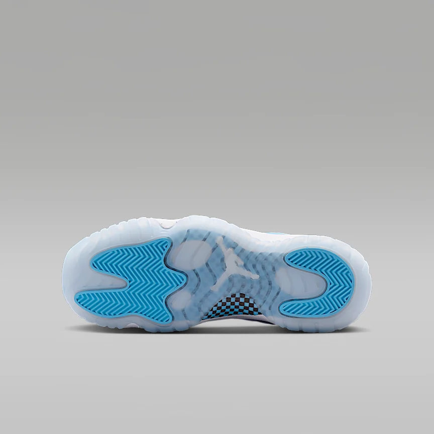 NIKE エア ジョーダン 11 レトロ LOW "University Blue" — ジュニアシューズ - Image 2