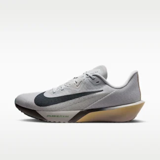 NIKE ズーム ライバル フライ 4 — ロード レーシングシューズ