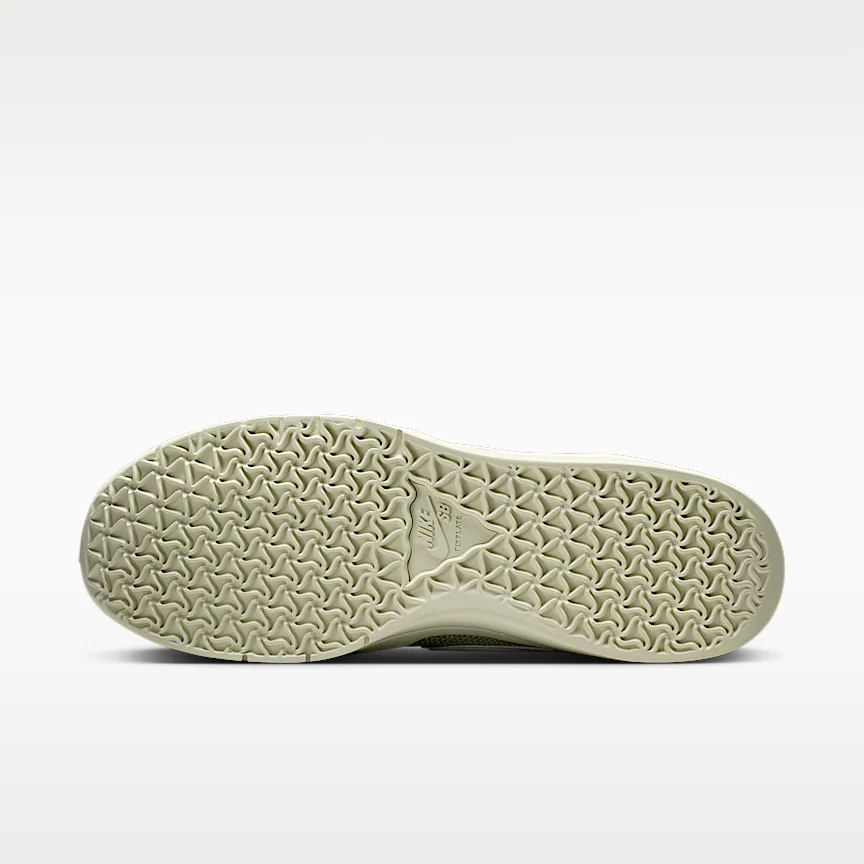 NIKE SB PS8 — メンズシューズ - Image 2