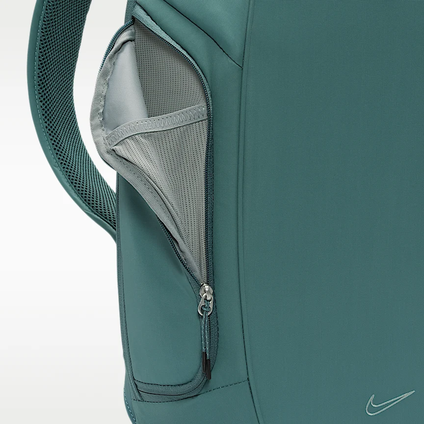 NIKE Sportswear Commute — Backpack (25L) - Image 6