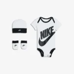 NIKE Nike — ベビー スウッシュ スリーピース ボックス セット