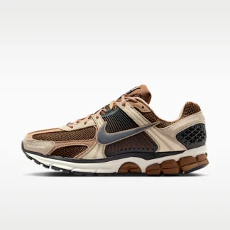 NIKE ズーム ボメロ 5 — メンズシューズ
