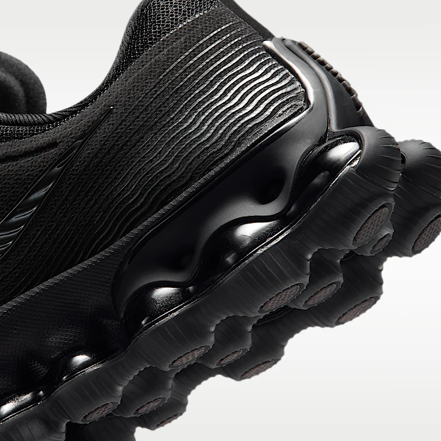 NIKE Air Liquid Max — Big Kids' Shoes - Image 8