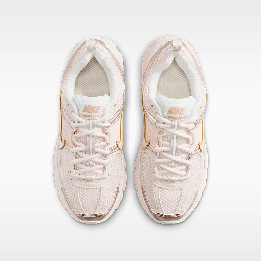 NIKE Vomero 5 — Big Kids' Shoes with Reflective Accents - Image 4