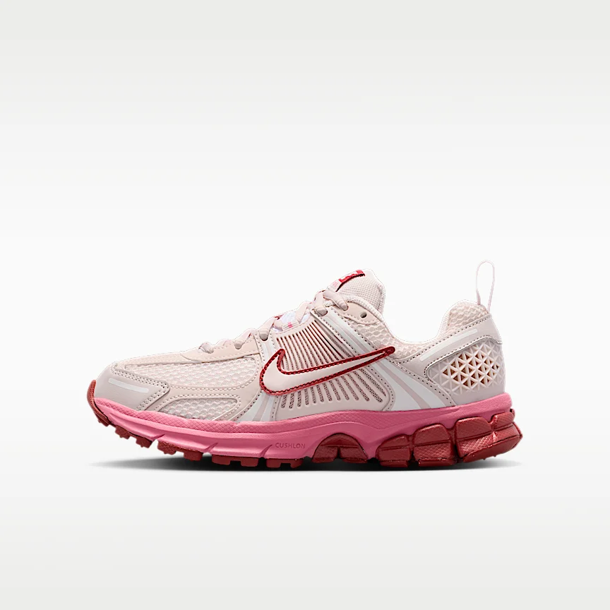NIKE Vomero 5 — Big Kids' Shoes with Reflective Accents