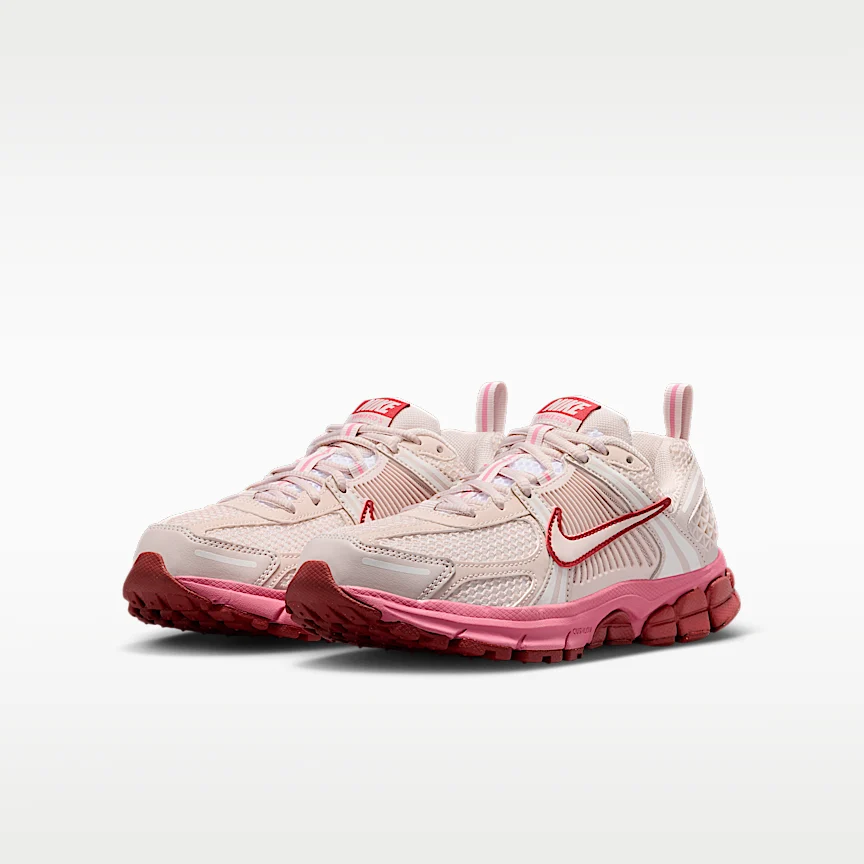 NIKE Vomero 5 — Big Kids' Shoes with Reflective Accents - Image 5