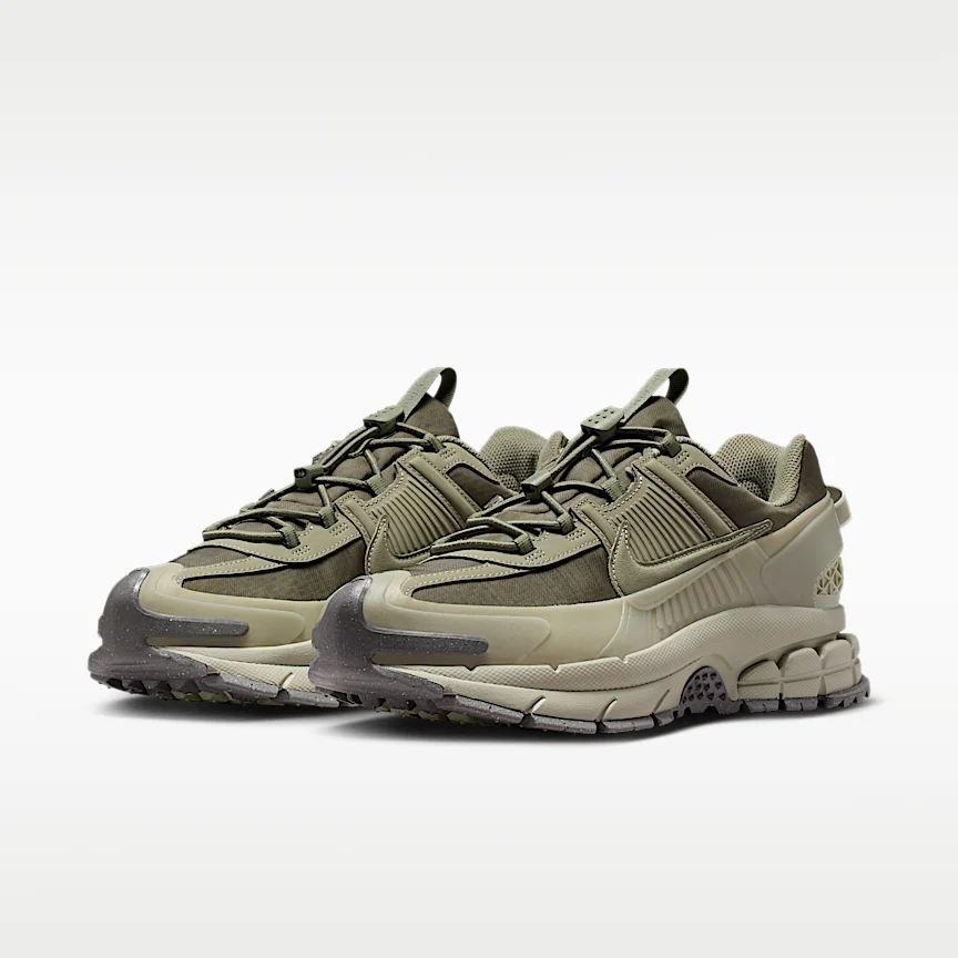 NIKE ズーム ボメロ ローム — メンズシューズ - Image 5