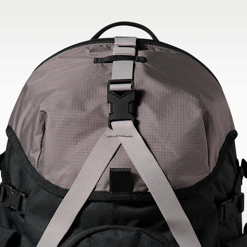 NIKE ACG DAYMAX — Backpack (25L) - Image 8