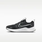 NIKE Cosmic Runner — Big Kids' Road Running Shoes