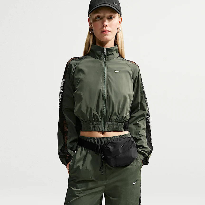 NIKE Aura — Crossbody Bag (2L)