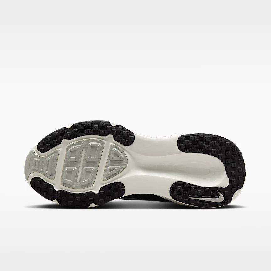 NIKE Vomero 18 — Men's Road Running Shoes - Image 2
