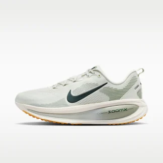 NIKE Vomero 18 — Men's Road Running Shoes