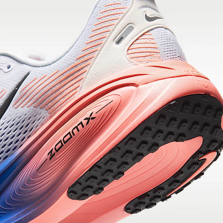 NIKE Vomero 18 — Men's Road Running Shoes - Image 8