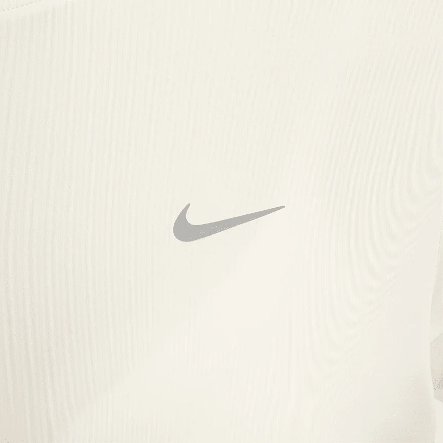 NIKE スウィフト — ウィメンズ Dri-FIT ショートスリーブ ランニングトップ - Image 4