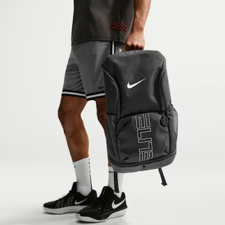 NIKE バーシティ エリート — バックパック (32L)