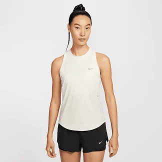 NIKE スウィフト — ウィメンズ Dri-FIT ランニングタンクトップ