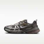 NIKE V2K ラン — メンズシューズ