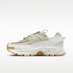 NIKE Zoom Vomero Roam — Women's Winterized Shoes