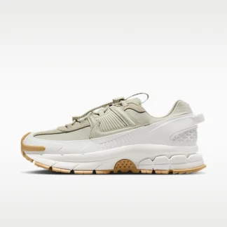 NIKE Zoom Vomero Roam — Women's Winterized Shoes