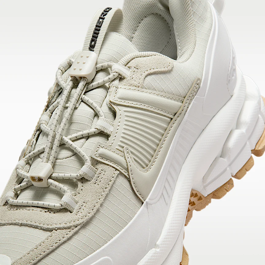 NIKE Zoom Vomero Roam — Women's Winterized Shoes - Image 7