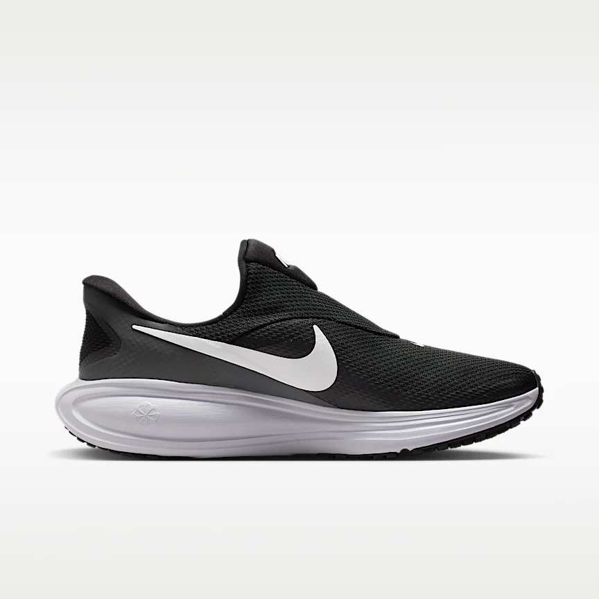 NIKE Revolution 8 EasyOn — Men's Road Running Shoes - Image 3