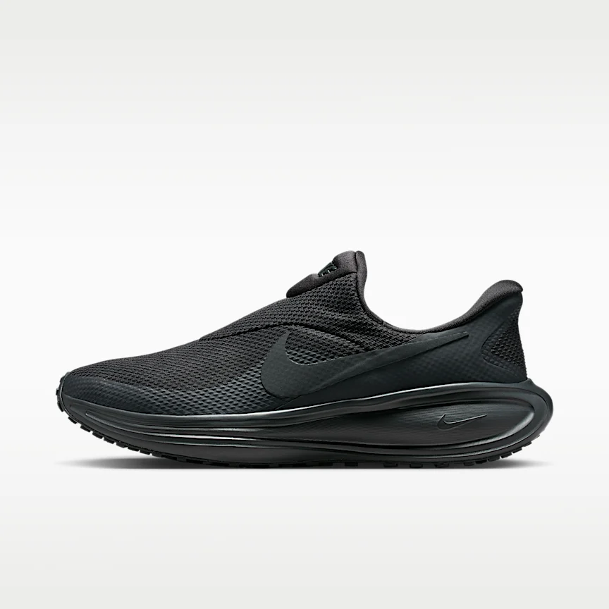 NIKE Revolution 8 EasyOn — Men's Road Running Shoes