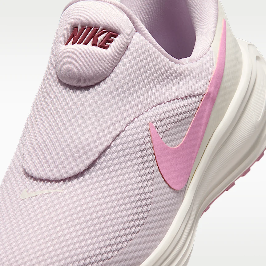 NIKE レボリューション 8 イージーオン — ウィメンズ ロードランニングシューズ - Image 7