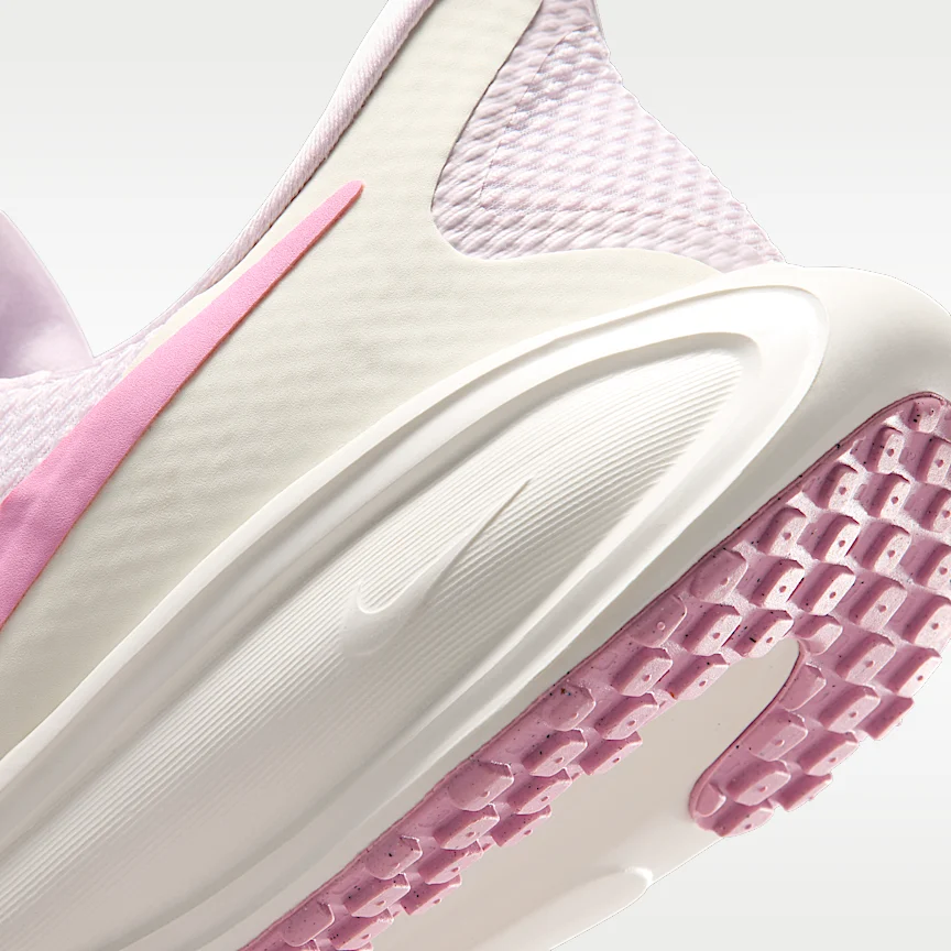 NIKE レボリューション 8 イージーオン — ウィメンズ ロードランニングシューズ - Image 8