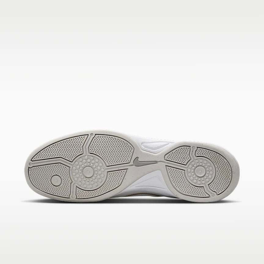 NIKE トータル 90 — メンズシューズ - Image 2