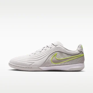 NIKE Tiempo Reactgato — Indoor/Court Low-Top Soccer Shoes