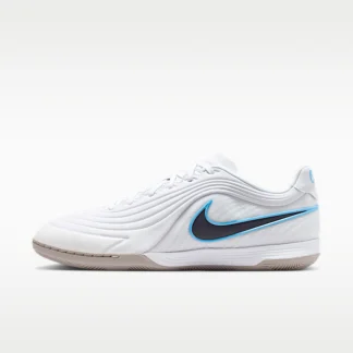 NIKE Tiempo Reactgato — Indoor/Court Low-Top Soccer Shoes