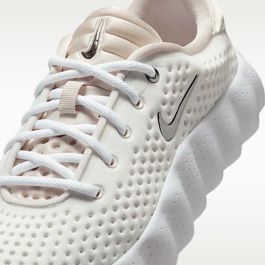 NIKE Mind 002 — Women's Pregame Shoes - Image 8