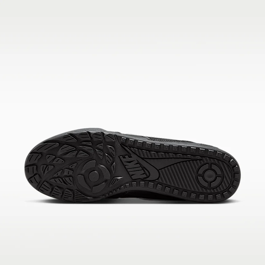 NIKE テラ マンタ — メンズシューズ - Image 2