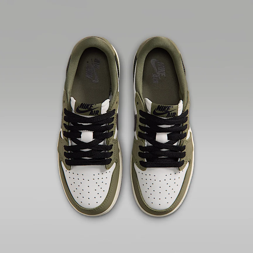 NIKE エア ジョーダン 1 レトロ LOW "Medium Olive and Summit White" — ジュニアシューズ - Image 4