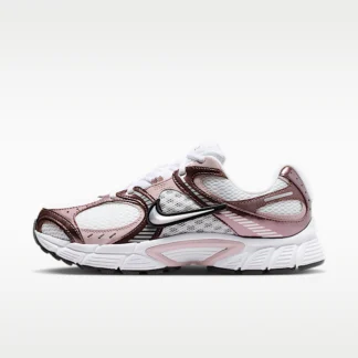 NIKE V5 RNR — Women's Shoes with Reflective Accents