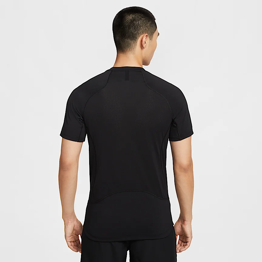 NIKE プロ トレーニング — メンズ Dri-FIT ショートスリーブ トップ - Image 2