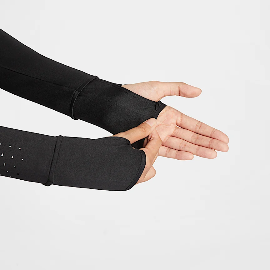 NIKE スウィフト — ウィメンズ Therma-FIT ADV 1/4ジップ ランニングトップ リフレクティブ (再帰反射) デザインのアクセント付き - Image 7
