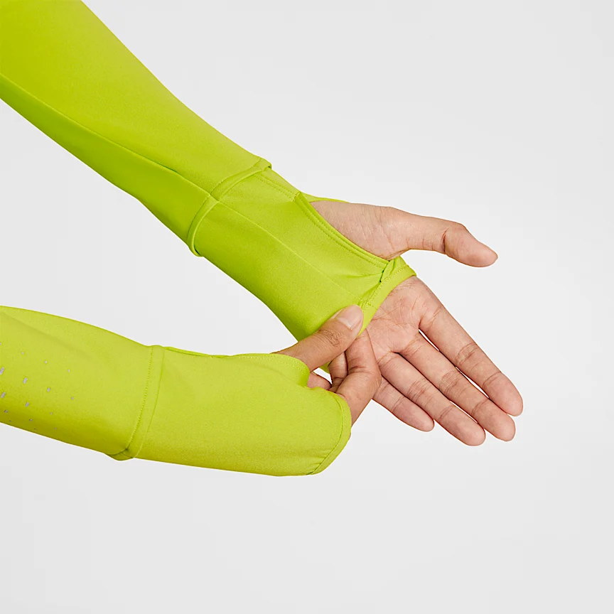 NIKE スウィフト — ウィメンズ Therma-FIT ADV 1/4ジップ ランニングトップ リフレクティブ (再帰反射) デザインのアクセント付き - Image 7