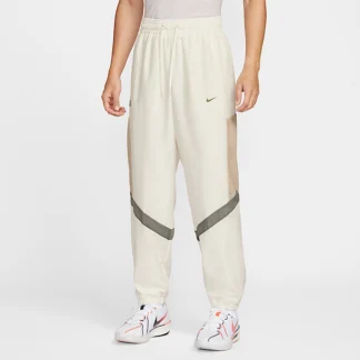 NIKE アイコン — メンズ ウーブン バスケットボールパンツ